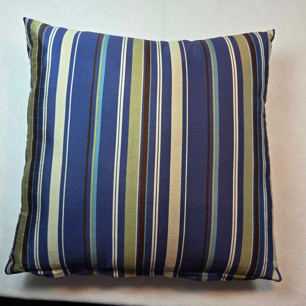Pier 1 pier reversible